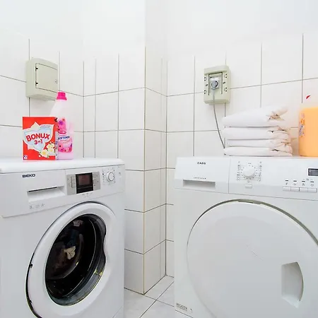 بيت شباب Bohemia *